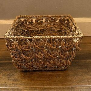 Woven Seagrass Storage Basket - Natural Brown